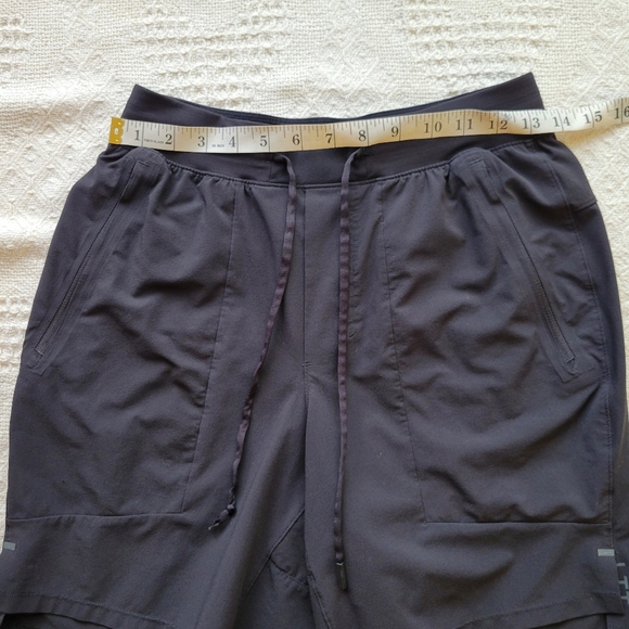 Lululemon, License to Train Linerless 7" Inseam Athletic Sporty Casual Short - Picture 7 of 10